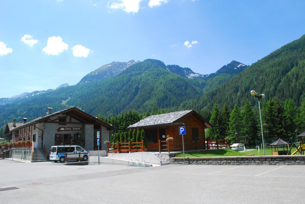 Margherita Camping & Resort Gressoney-Saint-Jean Luaran gambar